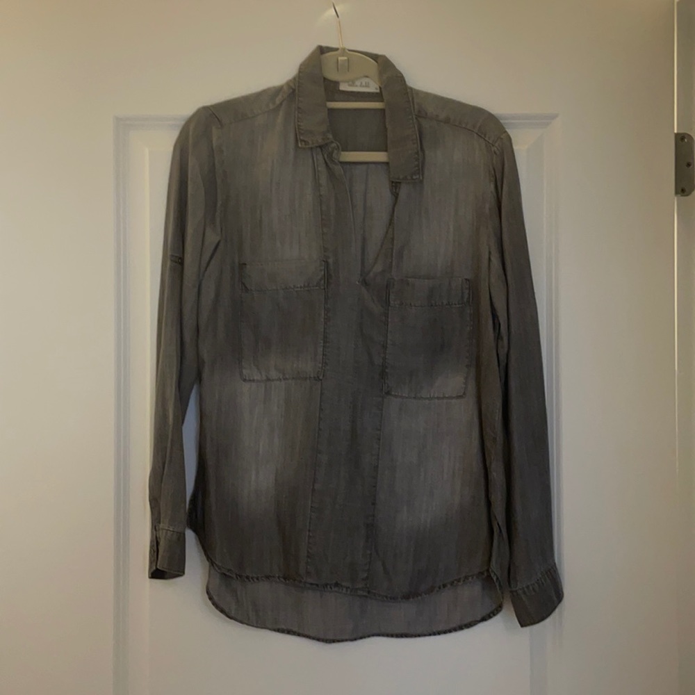 Bella Dahl grey shirt